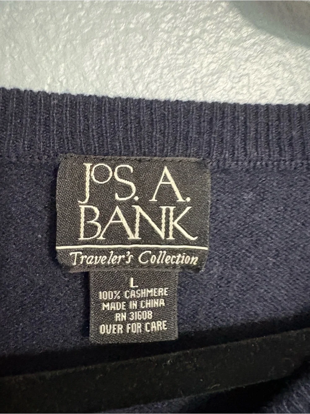 Jos. A. Bank Traveler’s Collection 100% Cashmere V-Neck Sweater Men’s Large Navy